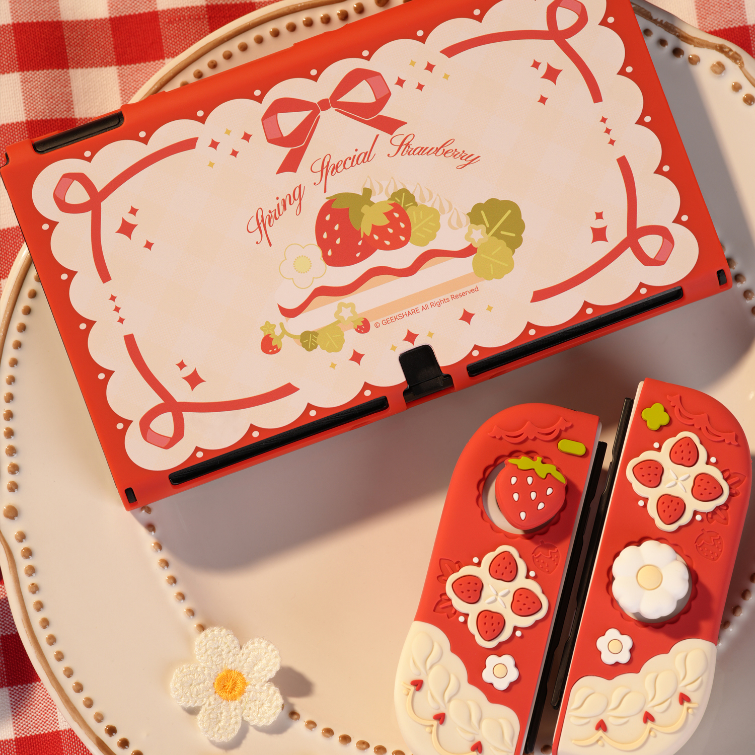 Geekshare Silicone Protective  - đánh giá và giá Strawberry Huller
