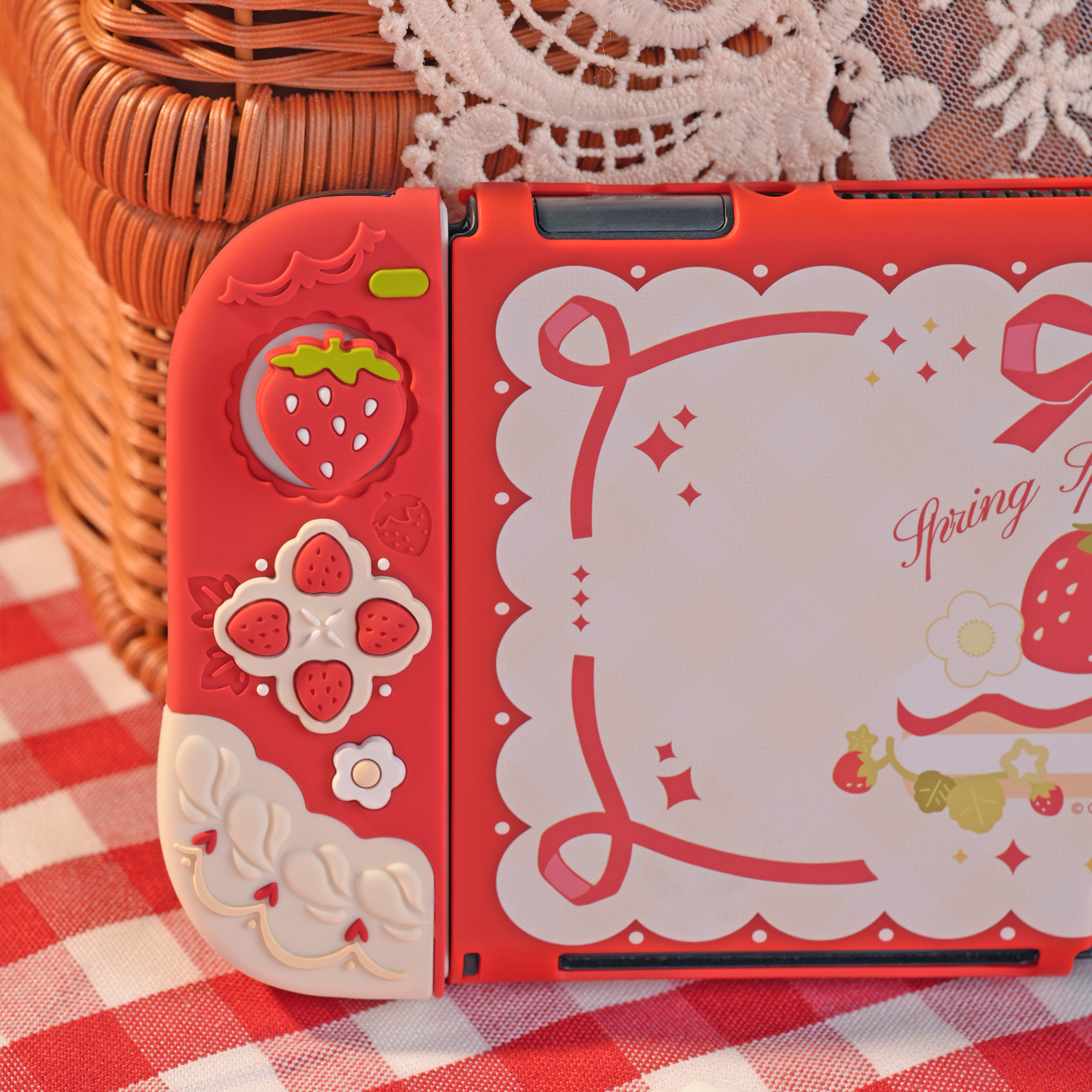 Geekshare Silicone Protective  - đánh giá và giá Strawberry Huller